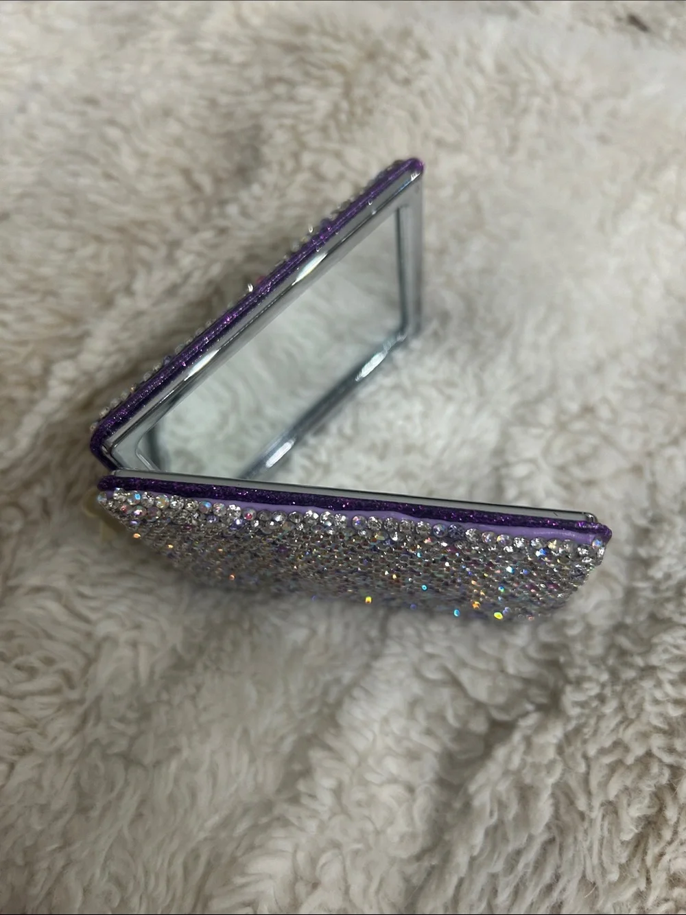 New bling Woman’s Compact